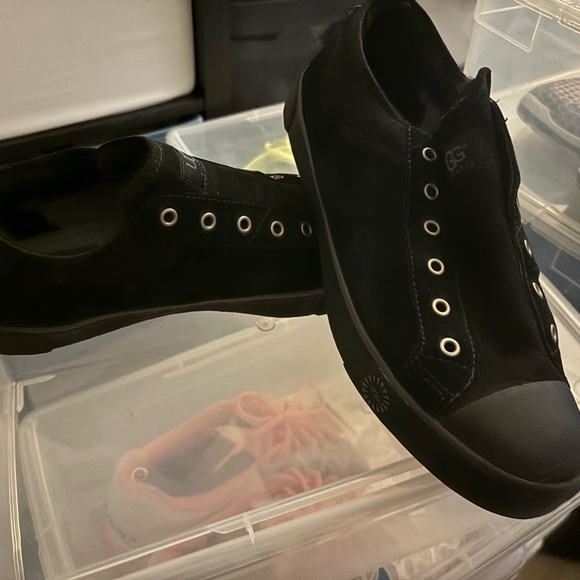 UGG slip on sneakers, black suede - Picture 4 of 5